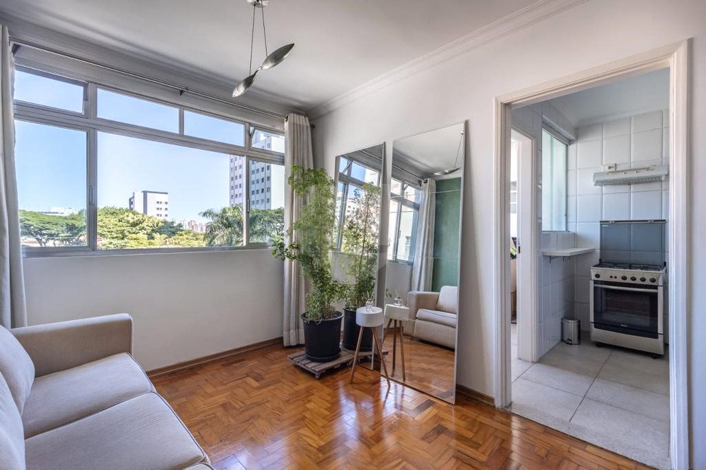 Apartamento à venda com 3 quartos, sendo 1 suíte, em Planalto Paulista, São Paulo, SP
