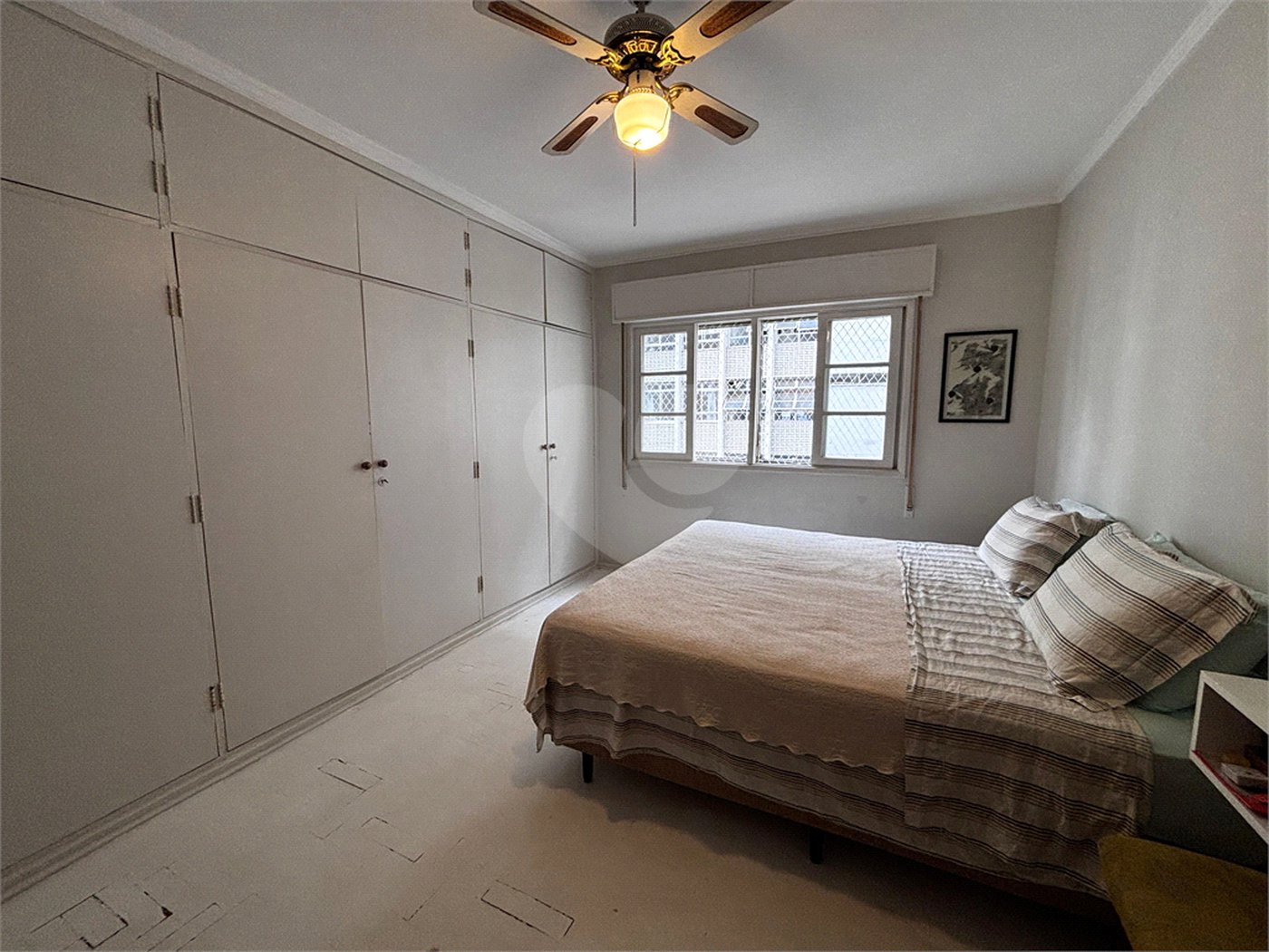 APARTAMENTO BAIRRO PARAÍSO COM 146 M² ÚTEIS - 2 VAGAS.