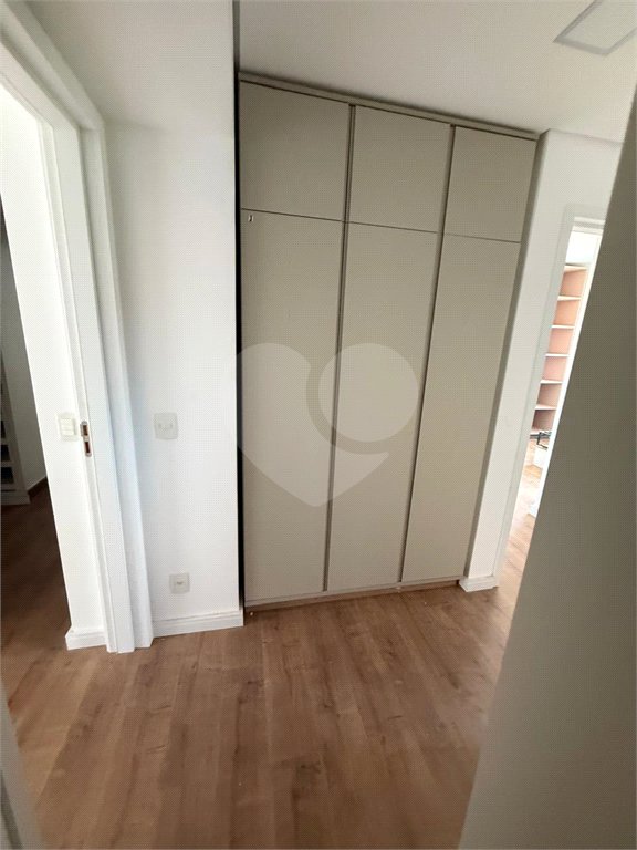 Apartamento para alugar com 3 suítes em Vila Helena, Atibaia, SP
