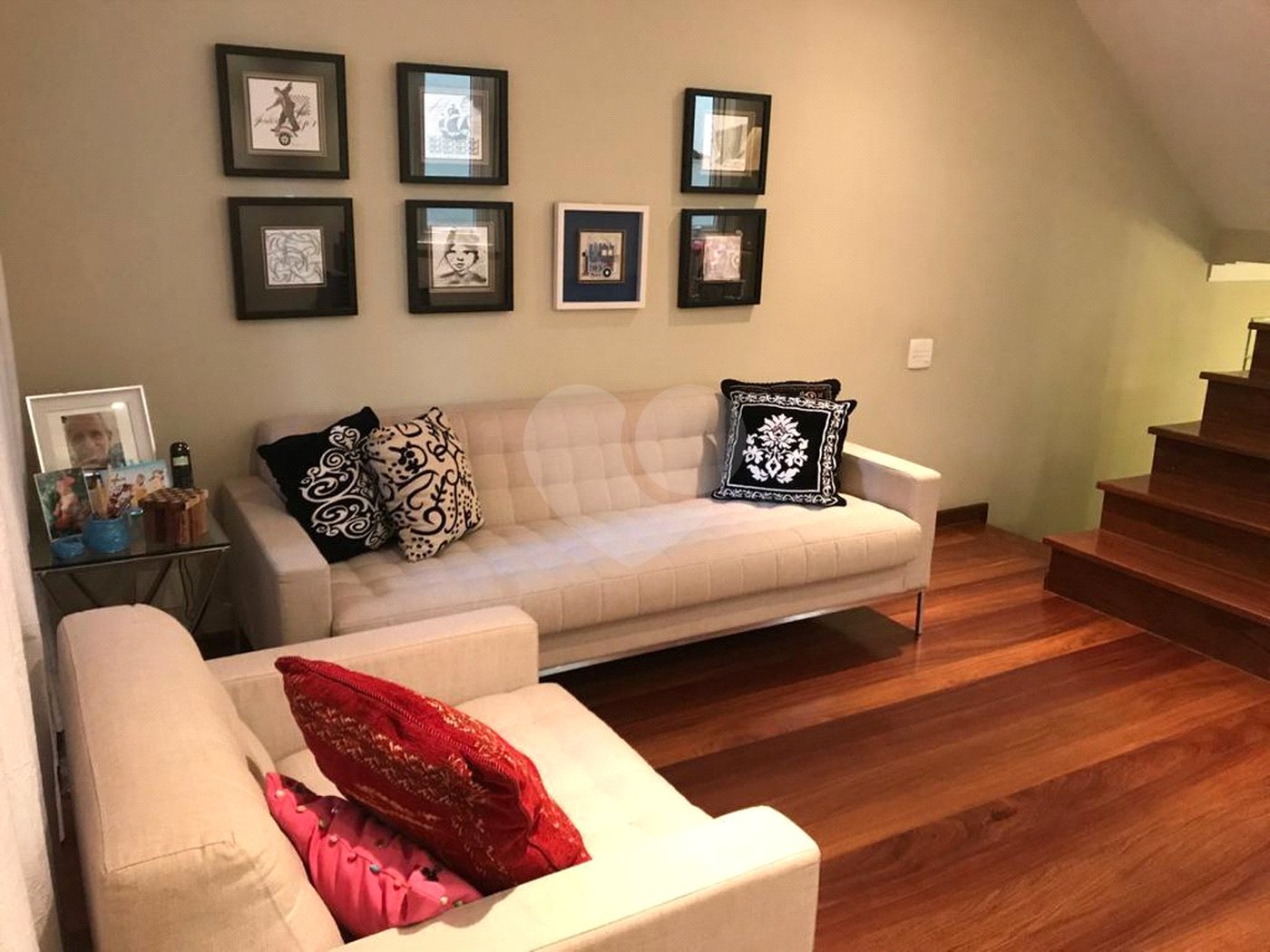 Casa à venda com 2 suítes no condomínio Vilagio Viccino, São Paulo - SP