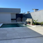 Casa à venda com 3 suítes no condomínio Residencial Maria Dulce, Indaiatuba - SP