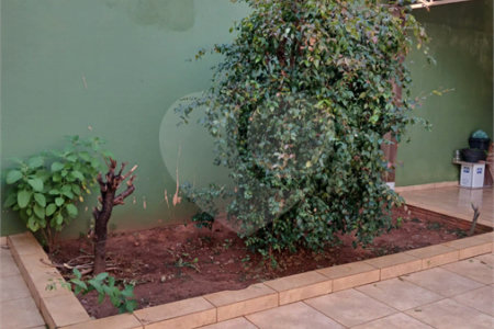 Casa à venda com 2 quartos em Jardim Klayton, Birigüi, SP