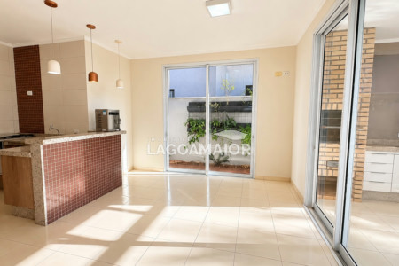 Casa à venda com 3 quartos, sendo 1 suíte, no condomínio Portal das Àguas, Três Lagoas - MS