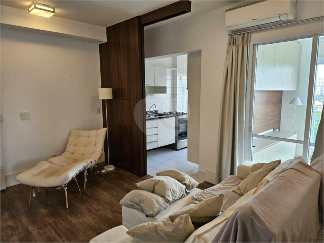 Apartamento à venda com 2 quartos, sendo 1 suíte,  em Brooklin, São Paulo, SP