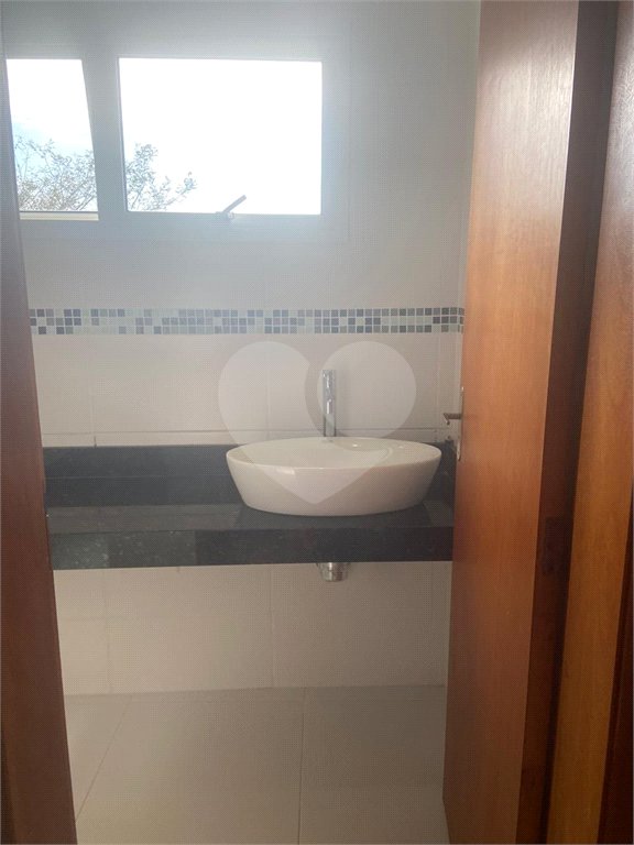 Casa à venda com 3 suítes no condomínio Altos de São Roque, São Roque - SP