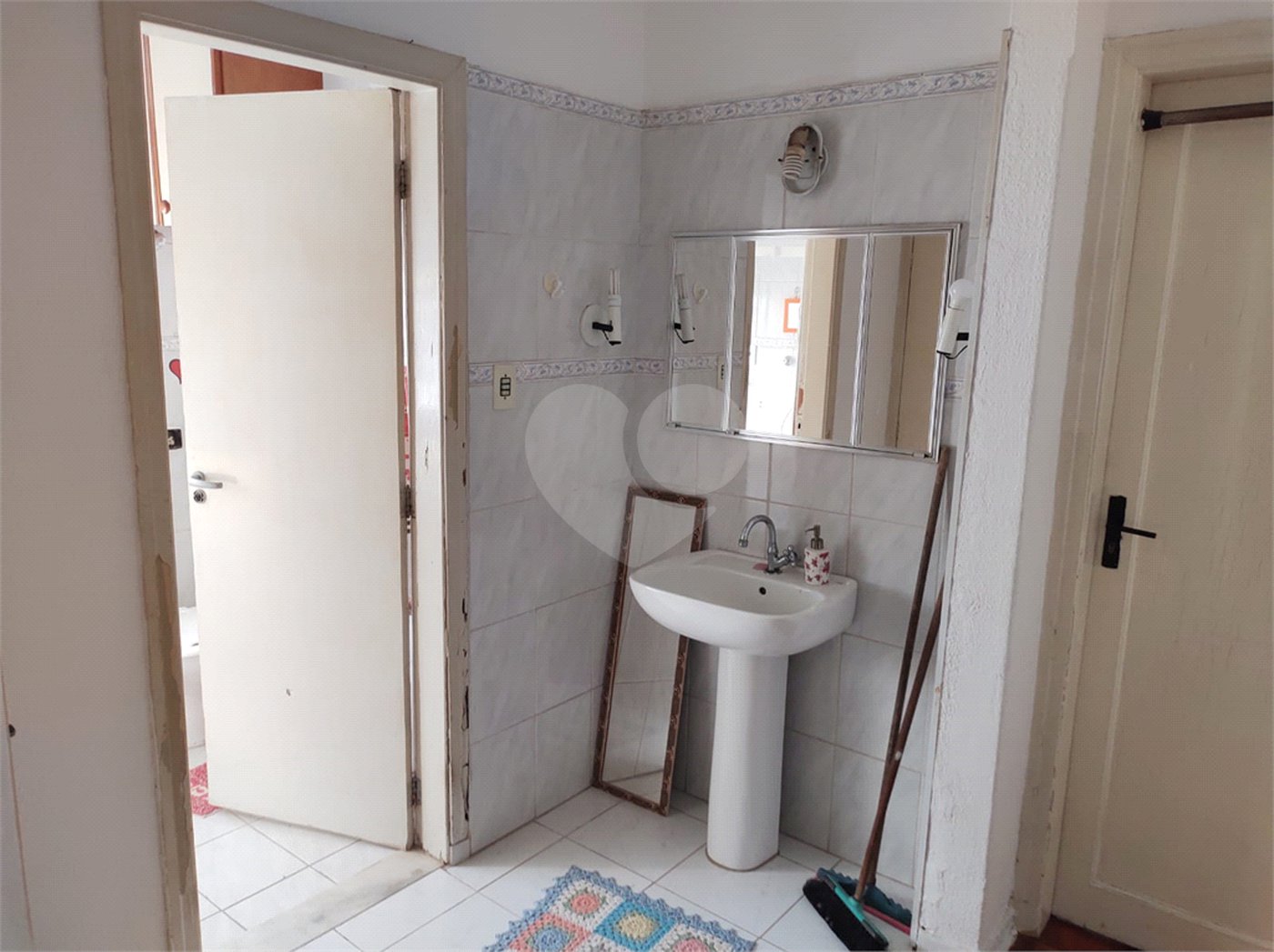 Sobrado à venda com 3 quartos em Tremembé, São Paulo, SP