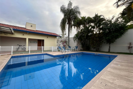 Casa à venda com 5 quartos, sendo 2 suítes, em Parque Residencial Colina das Estrelas, Tatuí, SP