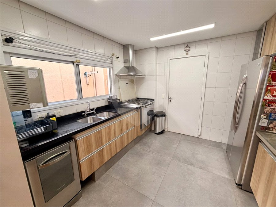 Casa à venda com 3 suítes no condomínio Villaggio Della Hípica, São Paulo - SP