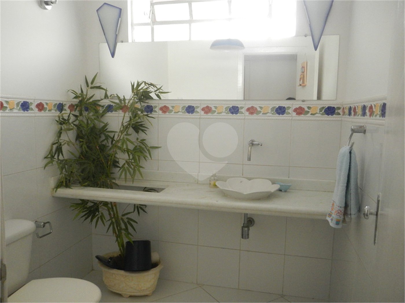 Casa à venda com 3 quartos, sendo 1 suíte, em Vila Brasílio Machado, São Paulo, SP