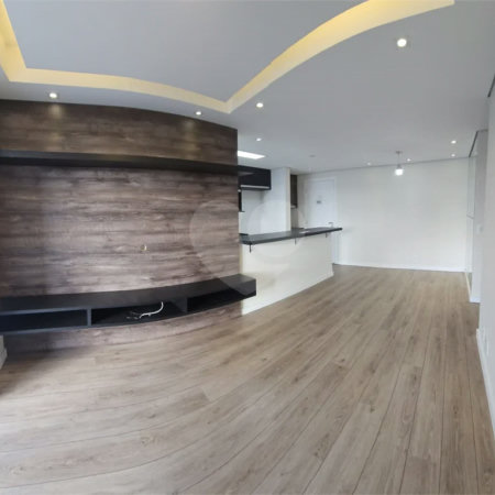 Apartamento à venda com 2 quartos, sendo 1 suíte, em Vila Maria Alta, São Paulo, SP