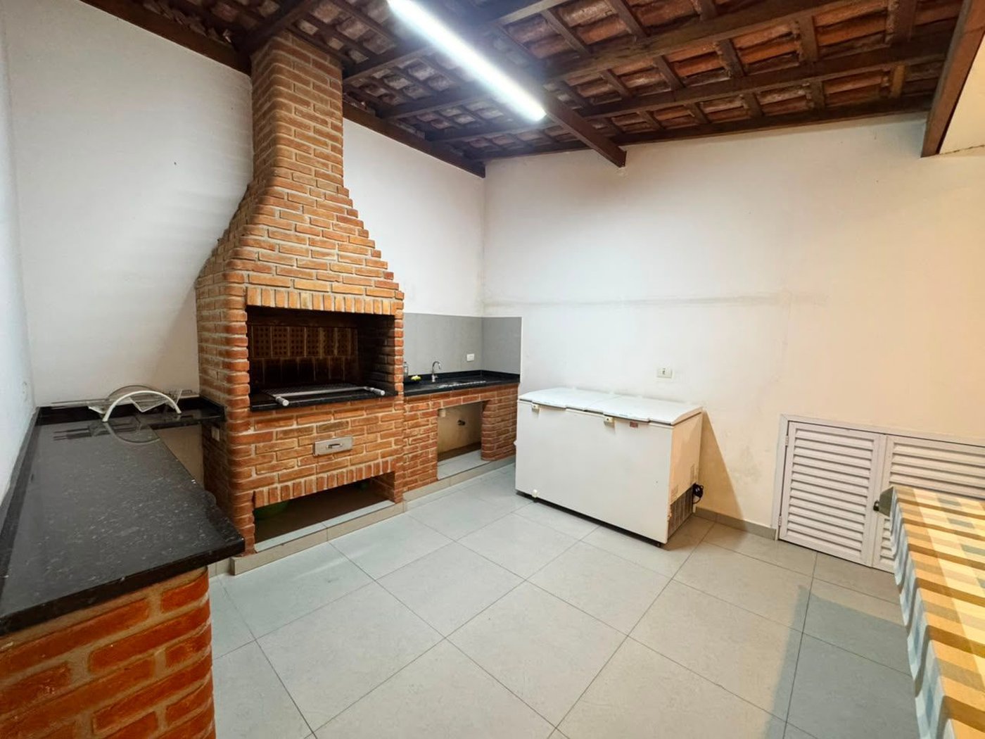 Apartamento com 3 dormitórios à venda, 73 m² por R$ 350.000,00 - Balneário Cidade Atlântica - Guarujá/SP