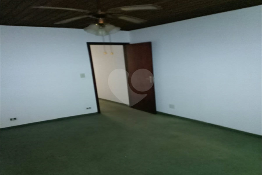 Sobrado à venda com 4 quartos, sendo 1 suíte, em Vila Nova Mazzei, São Paulo, SP
