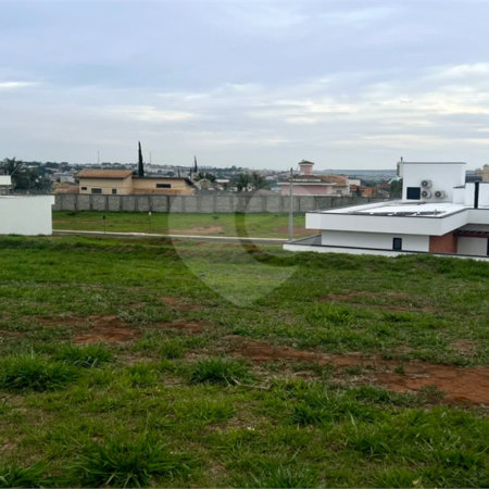 Terreno a venda no Condomínio Monte das Araucárias