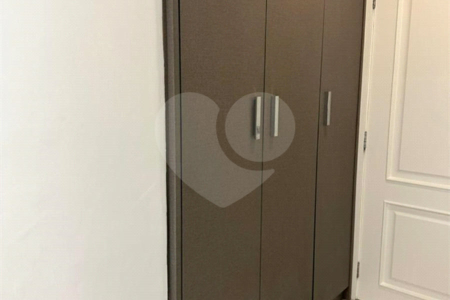 Apartamento à venda com 3 quartos, sendo 1 suíte, em Pompéia, São Paulo, SP