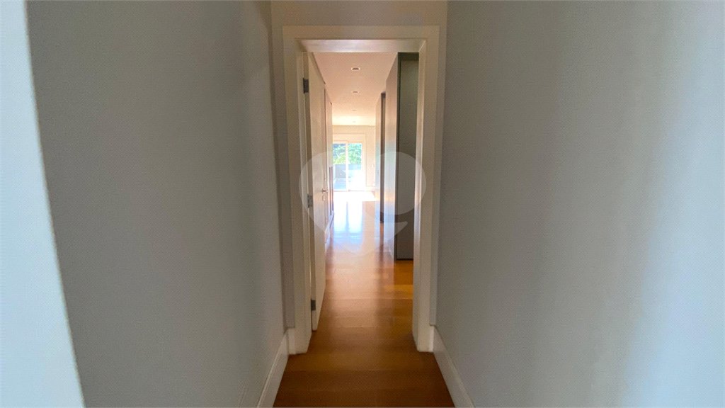 Casa à venda com 4 suítes no condomínio Portal Horizonte, Bragança Paulista - SP