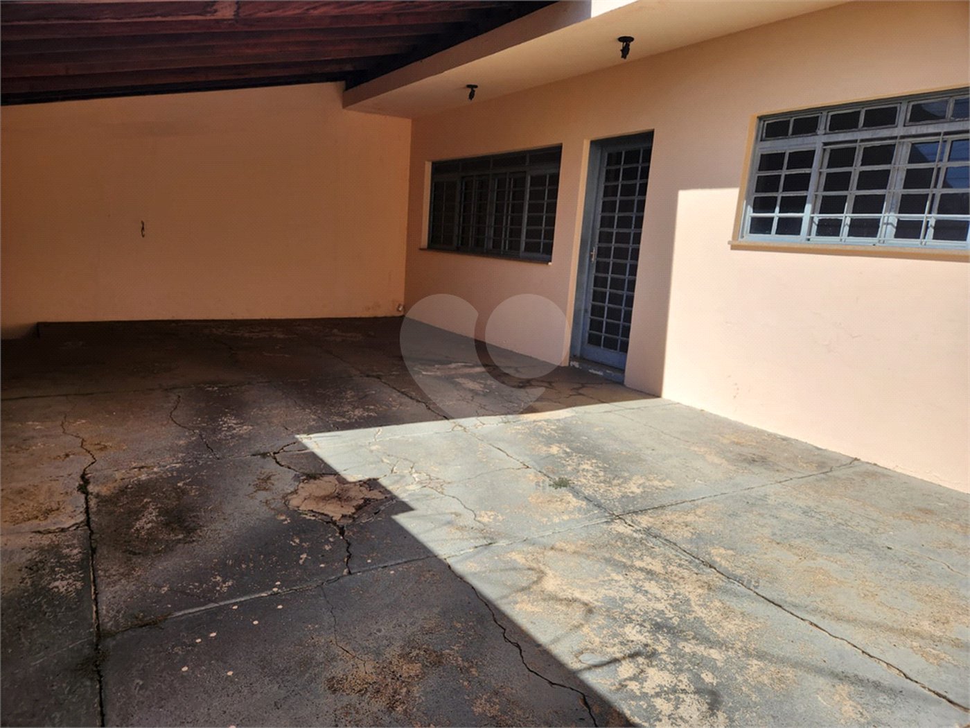 Casa à venda com 2 quartos em Vila Santa Maria (vila Xavier), Araraquara, SP