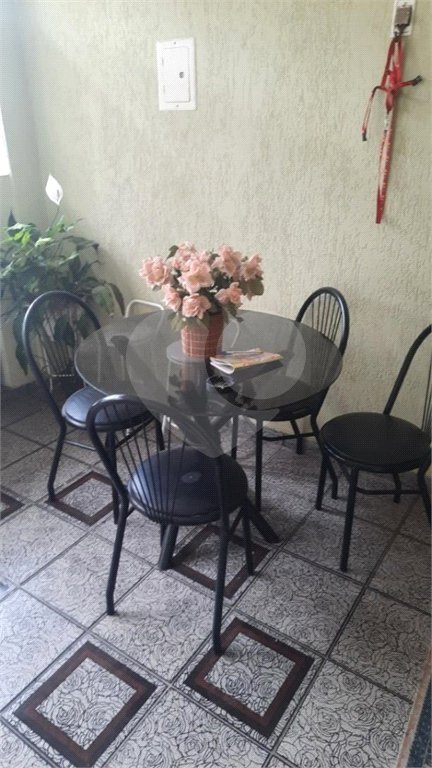 Sobrado à venda com 6 quartos, sendo 2 suítes, em Santana, São Paulo, SP