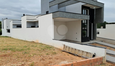 Casa à venda com 3 quartos, sendo 1 suíte,  no condomínio Reserva Ipanema I, Sorocaba - SP