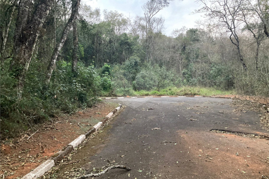 Terreno à venda no condomínio Alpes da Cantareira, Mairiporã - SP