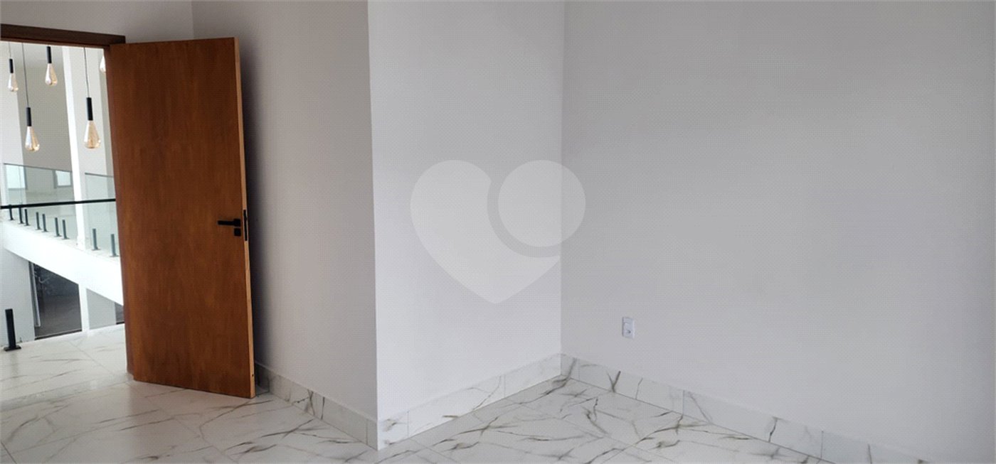 Casa à venda ou para alugar com 4 suítes no condomínio Residencial Delle Stelle, Louveira - SP