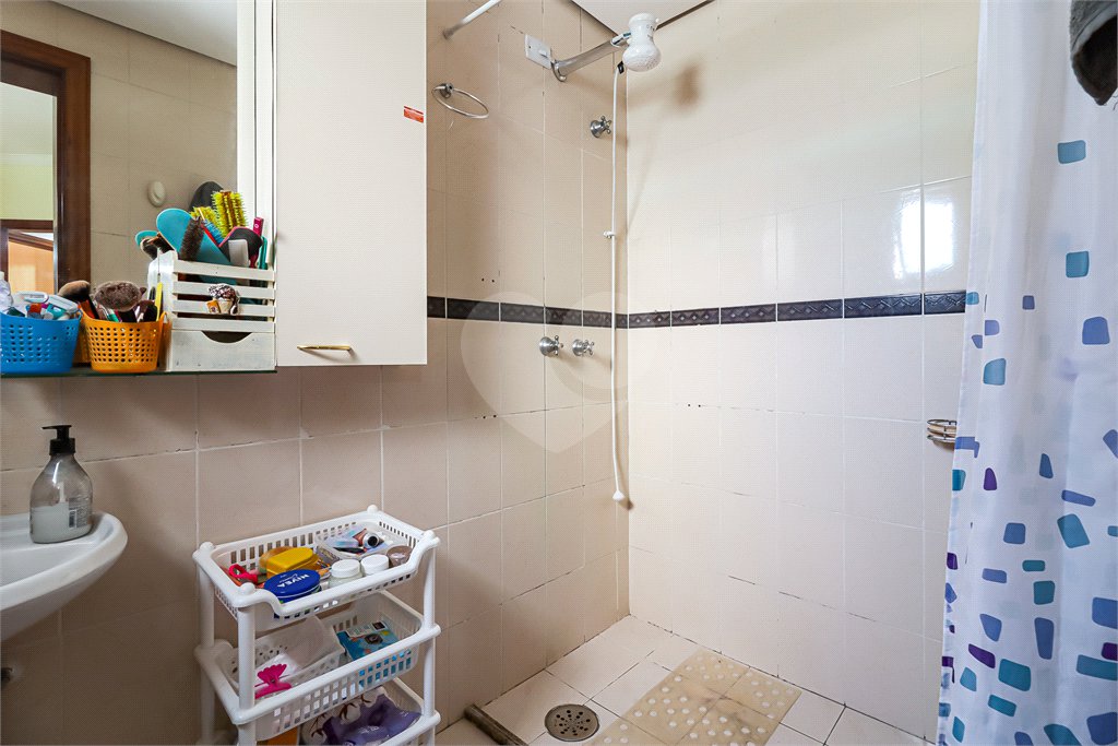 Apartamento à venda com 3 quartos, sendo 1 suíte,  em Vila Ipojuca, São Paulo, SP
