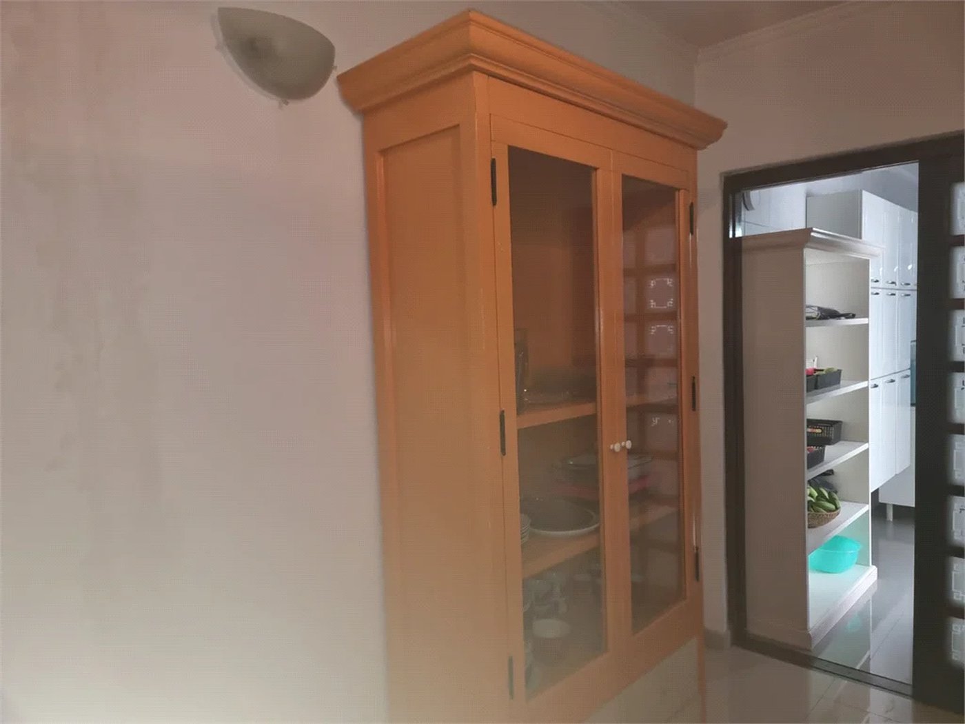Sobrado à venda ou para alugar com 3 quartos, sendo 2 suítes,  em Ferreira, São Paulo, SP