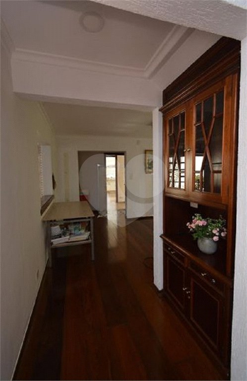 Casa à venda com 5 quartos, sendo 2 suítes, em Vila Galvão, Guarulhos, SP