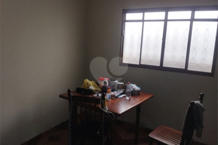 Casa de Vila à venda com 3 quartos em Vila Vieira (vila Xavier), Araraquara, SP