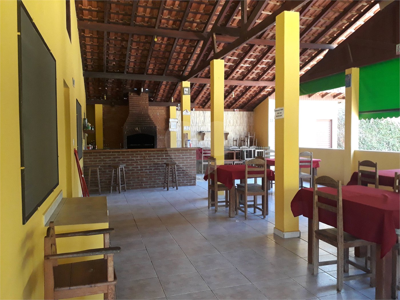Sítio à venda com 9 quartos, sendo 7 suítes, no Centro, Monteiro Lobato, SP