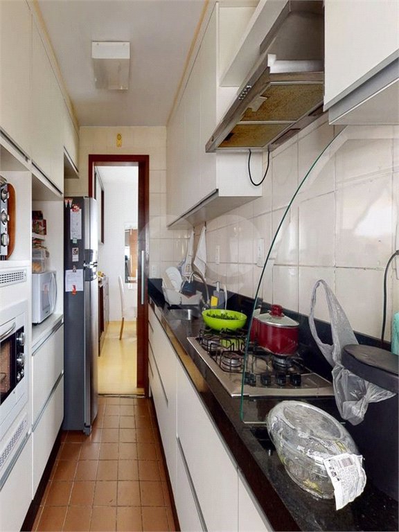 Apartamento à venda com 2 quartos, sendo 1 suíte, em Moema, São Paulo, SP