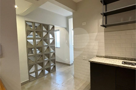 Apartamento à venda com 3 quartos, sendo 1 suíte, em Pinheiros, São Paulo, SP