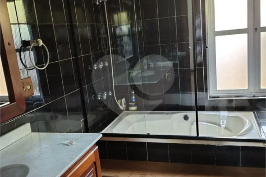 Casa à venda ou para alugar com 5 quartos, sendo 2 suítes, em Jardim Dos Estados, Poços de Caldas - MG