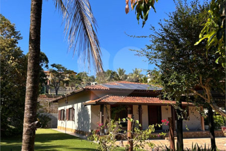 Casa à venda ou para alugar com 3 quartos, sendo 1 suíte, no condomínio Recanto Florido, Vinhedo - SP