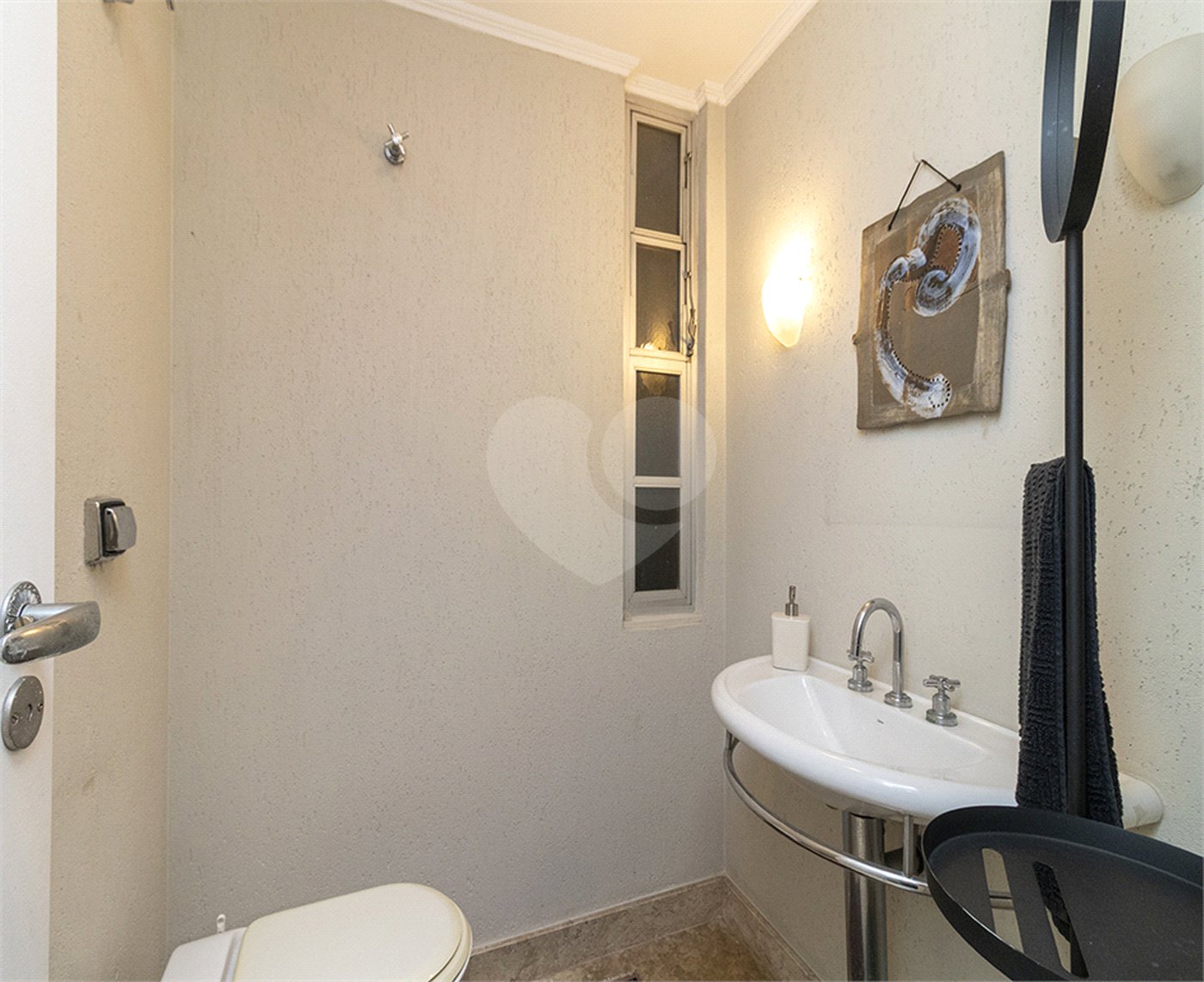 Casa à venda com 3 quartos, sendo 2 suítes, em Alto de Pinheiros, São Paulo, SP