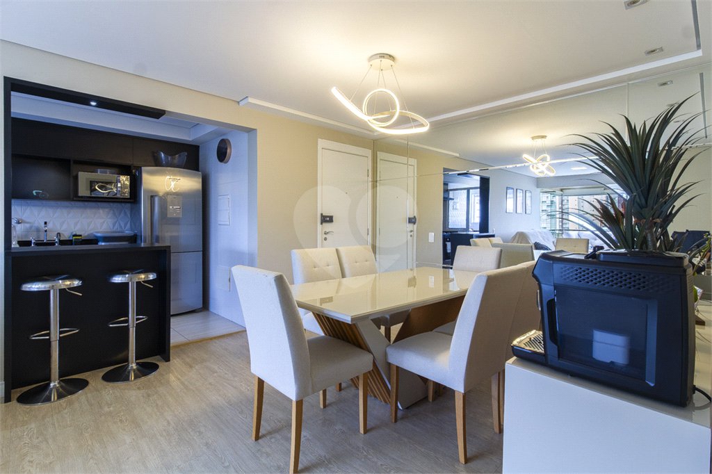 Apartamento à venda com 3 quartos, sendo 1 suíte,  em Jardim Vazani, São Paulo, SP
