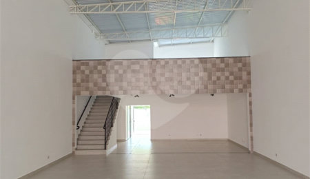 Salão para alugar no Centro, Salto, SP