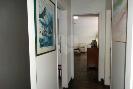 Apartamento à venda com 3 quartos, sendo 1 suíte, em Pinheiros, São Paulo, SP