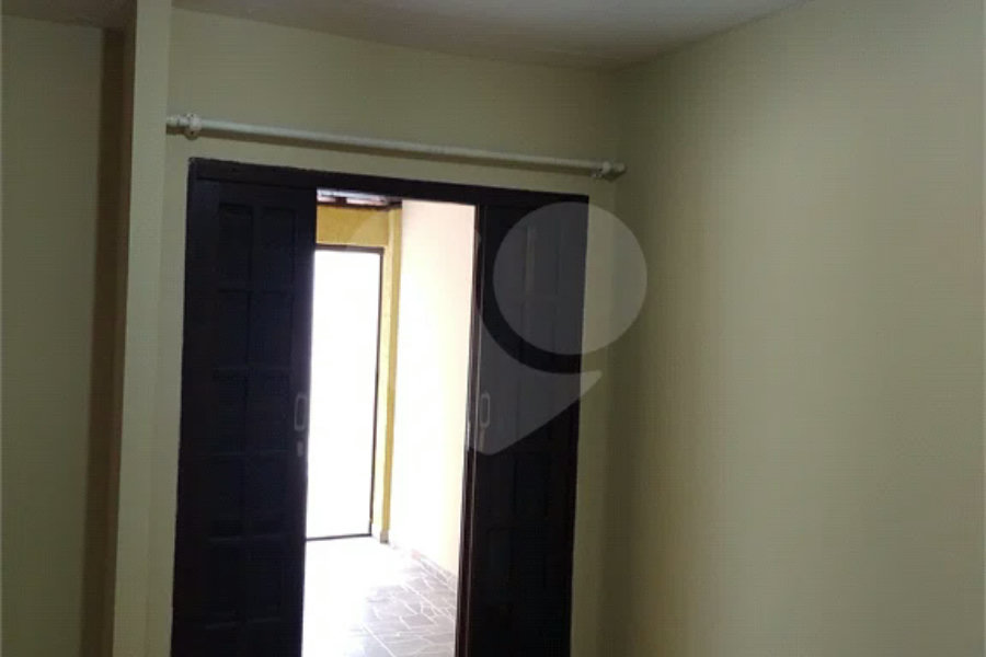 Sobrado à venda com 2 quartos em Conjunto Residencial Vista Verde, São Paulo, SP