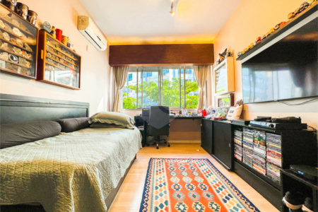 Apartamento à venda com 4 quartos, sendo 1 suíte, em Copacabana, Rio de Janeiro, RJ