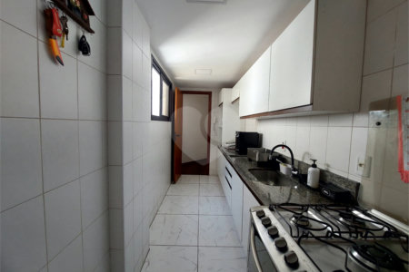 Cobertura à venda com 3 quartos, sendo 2 suítes,  em Tijuca, Rio de Janeiro, RJ