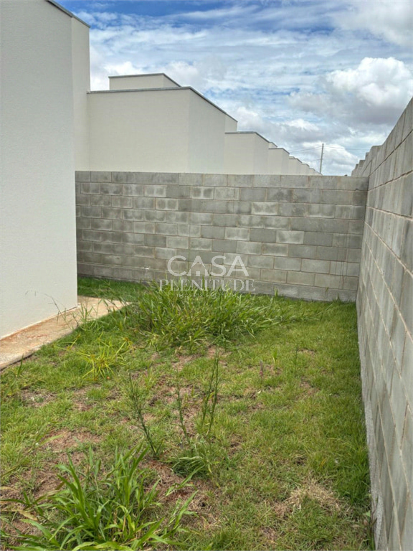 Casa em condomínio à venda com 2 quartos em Aparecidinha, Sorocaba, SP