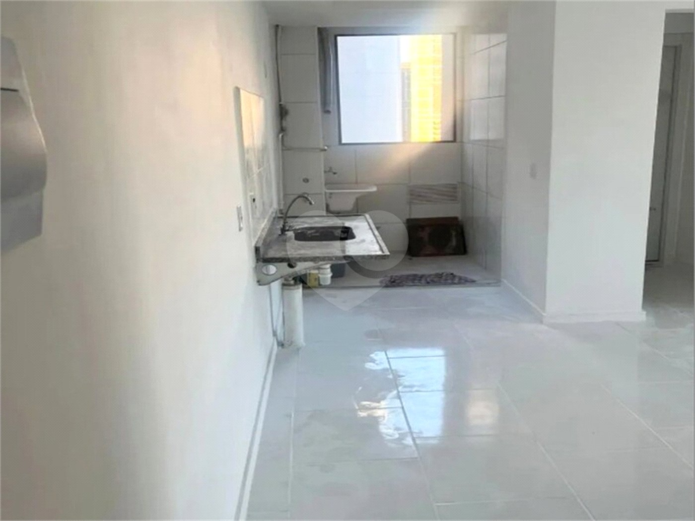 Apartamento à venda com 2 quartos em Santo Cristo, Rio de Janeiro, RJ