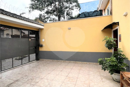 Sobrado à venda com 3 quartos, sendo 1 suíte, em Campo Grande, São Paulo, SP