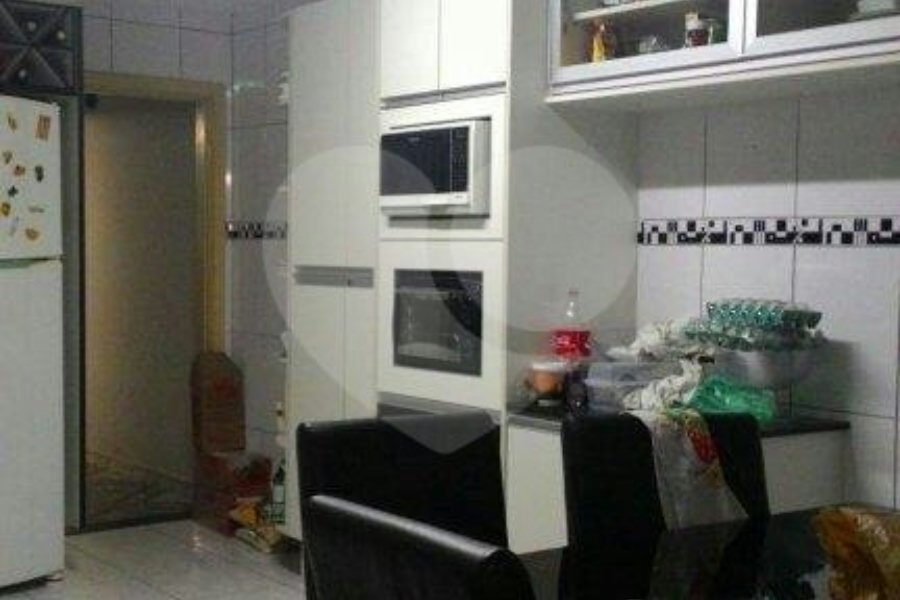 Sobrado à venda com 4 quartos, sendo 1 suíte, em Vila Medeiros, São Paulo, SP