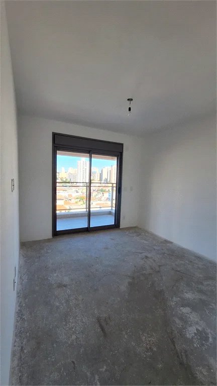 Apartamento à venda com 3 suítes em Vila Romana, São Paulo, SP