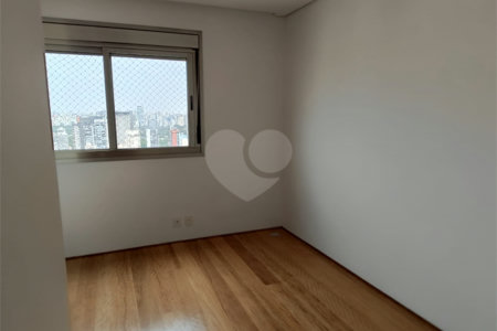 Apartamento à venda ou para alugar com 3 suítes em Pinheiros, São Paulo, SP