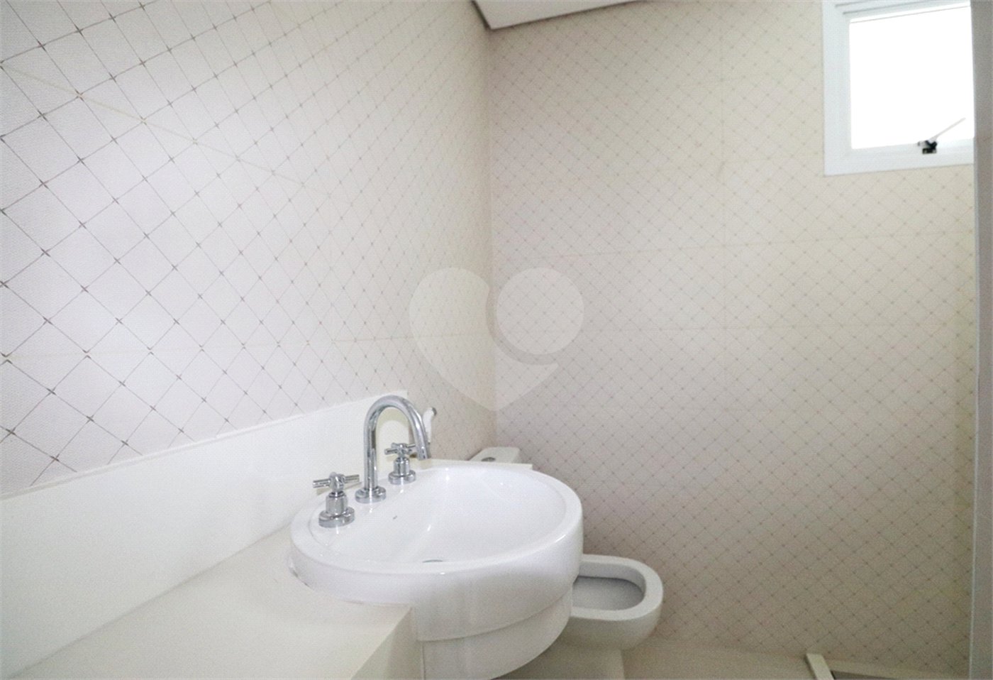 Apartamento à venda com 4 quartos, sendo 2 suítes, em Santa Teresinha, São Paulo, SP