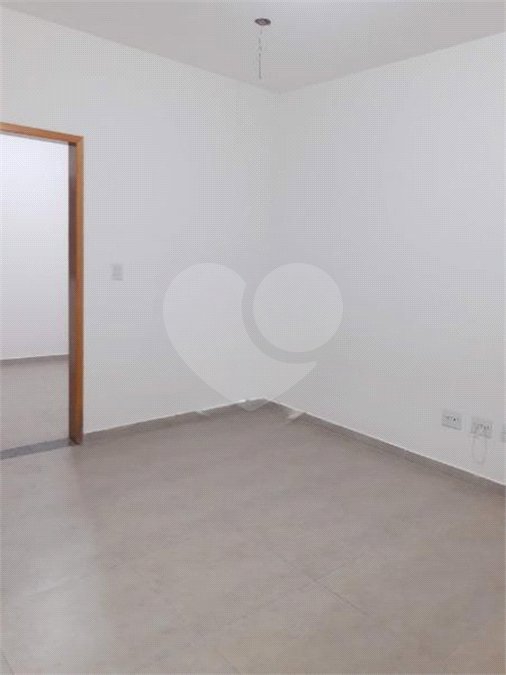 Apartamento à venda com 2 quartos em Vila Invernada, São Paulo, SP