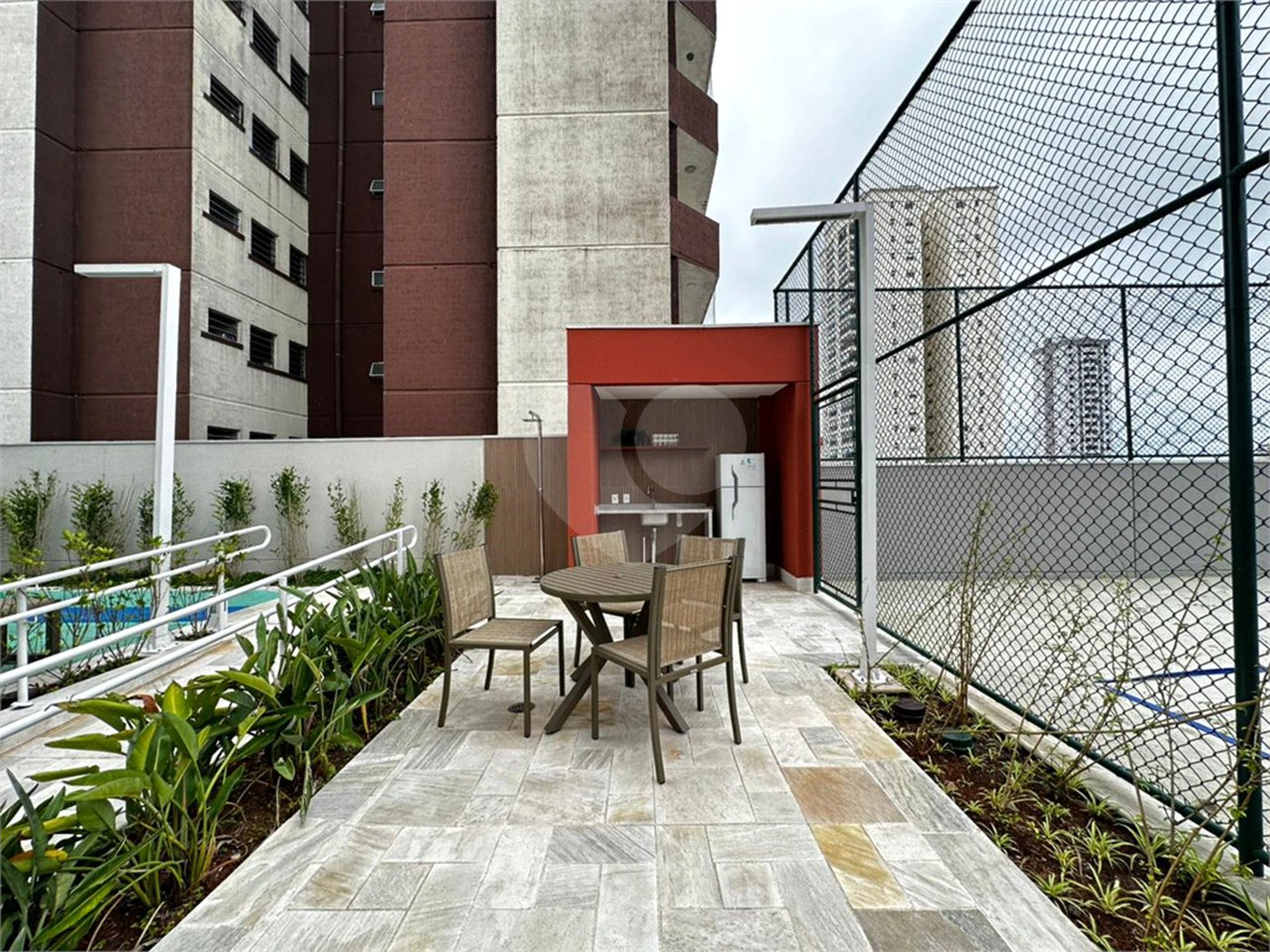 Apartamento para alugar com 1 suíte em Jardim Santa Helena, Suzano, SP