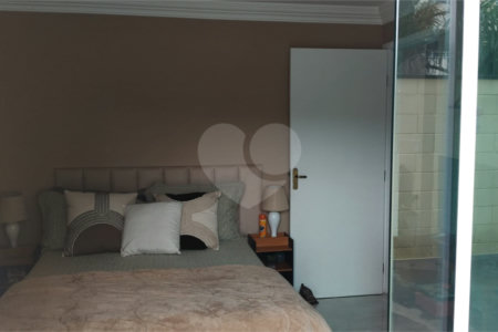 Apartamento à venda com 2 quartos, sendo 1 suíte,  em Vila Nova Socorro, Mogi das Cruzes, SP
